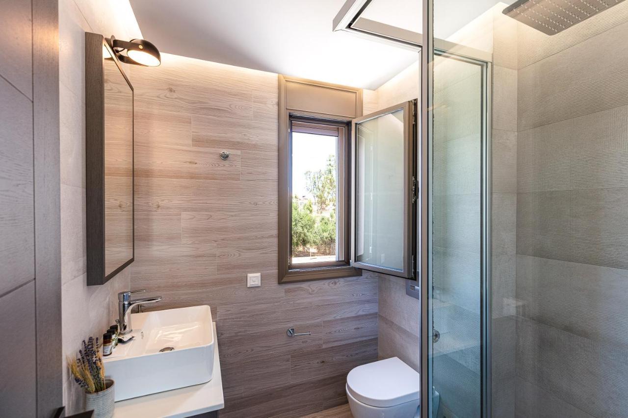 Lagoon Seaside Villa, Sumptuous Retreat,by Thinkvilla Villa Panormos (Crete)