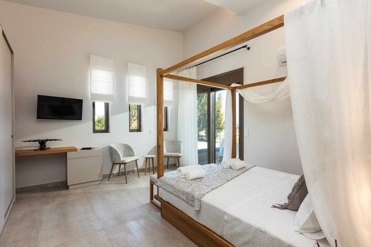 Villa Lagoon Seaside Villa, Sumptuous Retreat,by Thinkvilla *